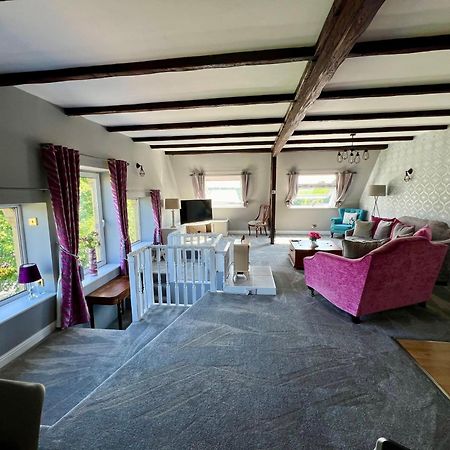 The Loft @ Brighouse Διαμέρισμα Εξωτερικό φωτογραφία